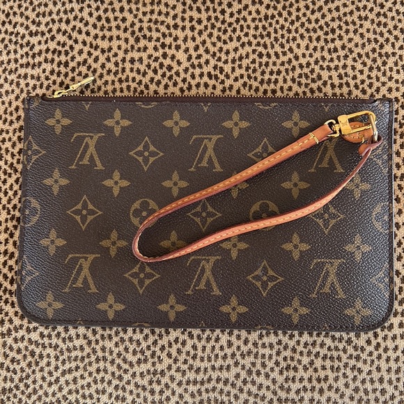 Neverfull Pouch/wristlet Monogram Pivone - Picture 2 of 7